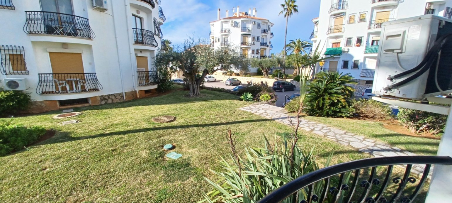Encantador estudio reformado junto a la playa