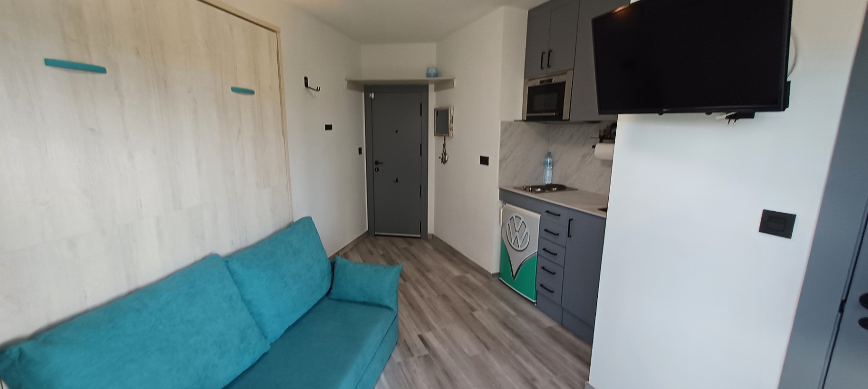 Encantador estudio reformado junto a la playa