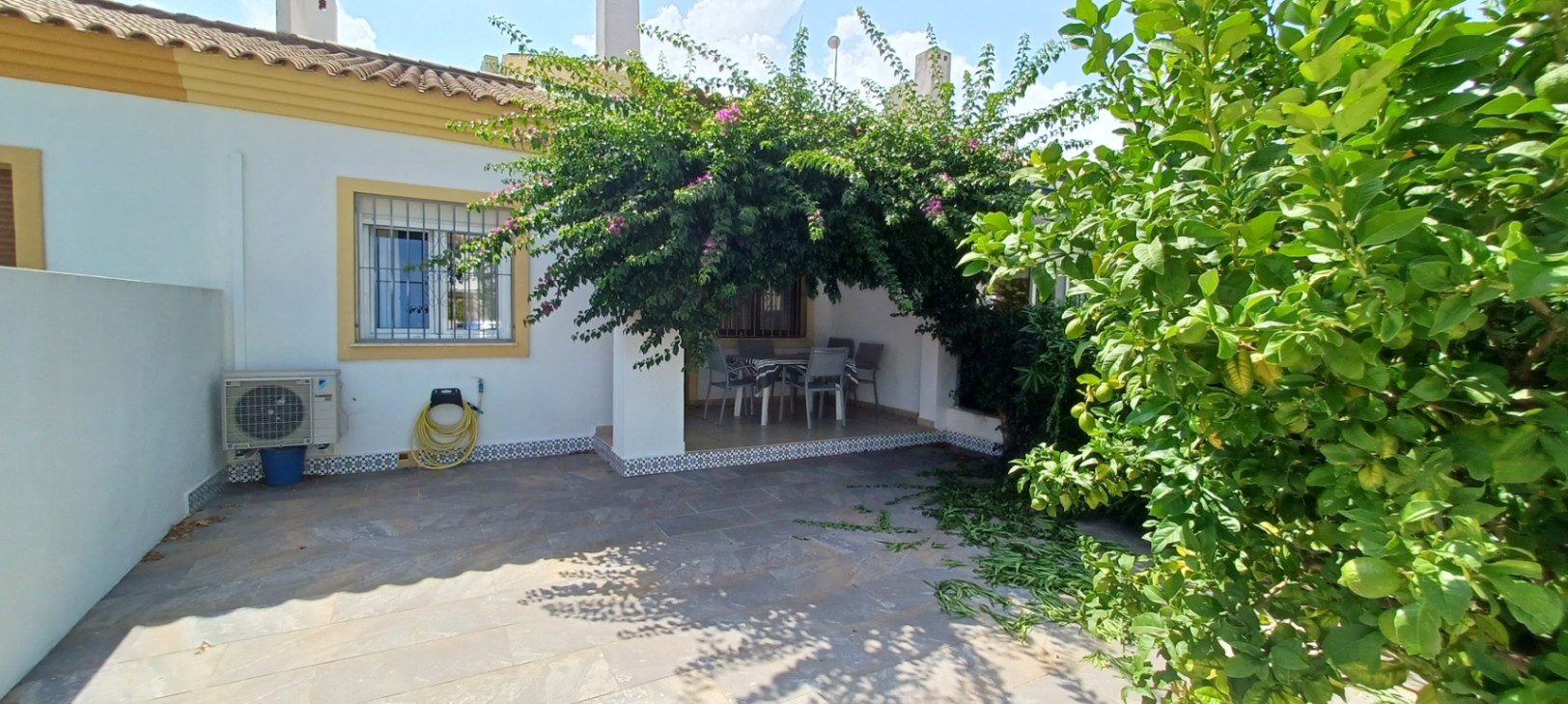 Bungalow de 3 habitaciones en Deveses Playa, El Vergel