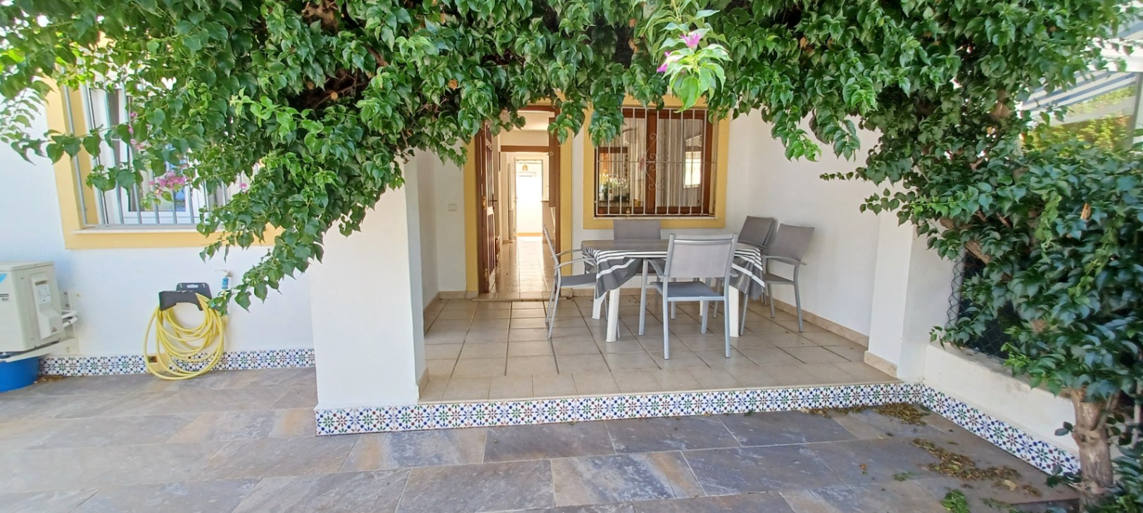 Bungalow de 3 habitaciones en Deveses Playa, El Vergel