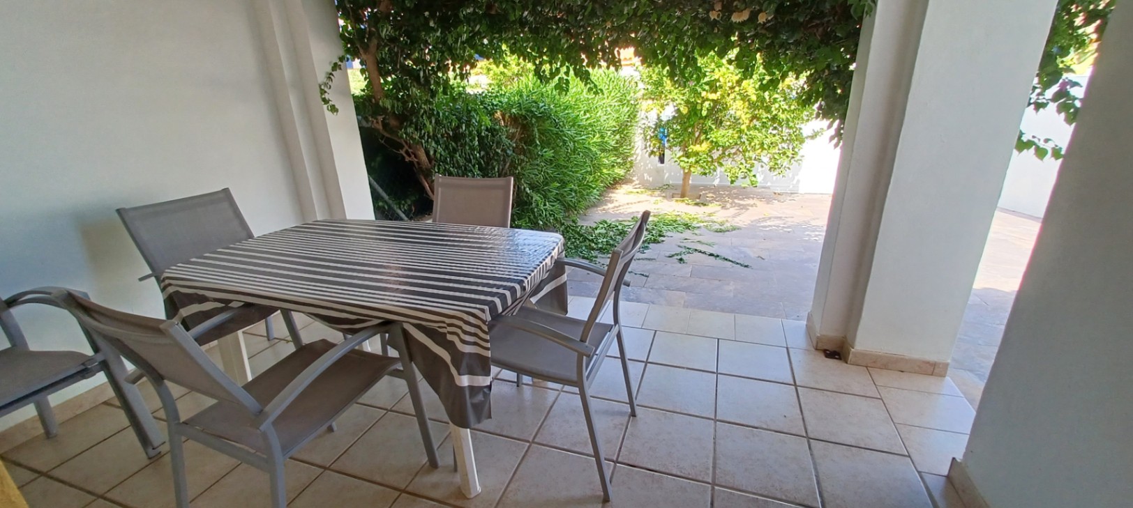 Bungalow de 3 habitaciones en Deveses Playa, El Vergel