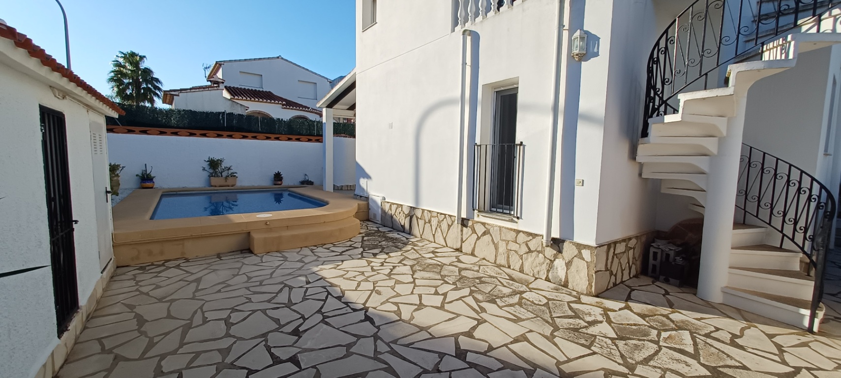 Prachtige locatie villa in Denia