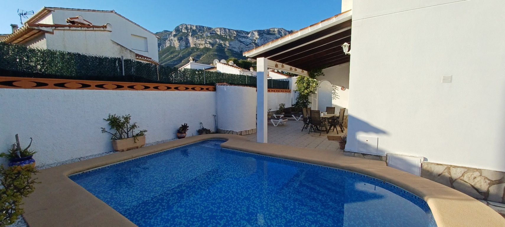Prachtige locatie villa in Denia