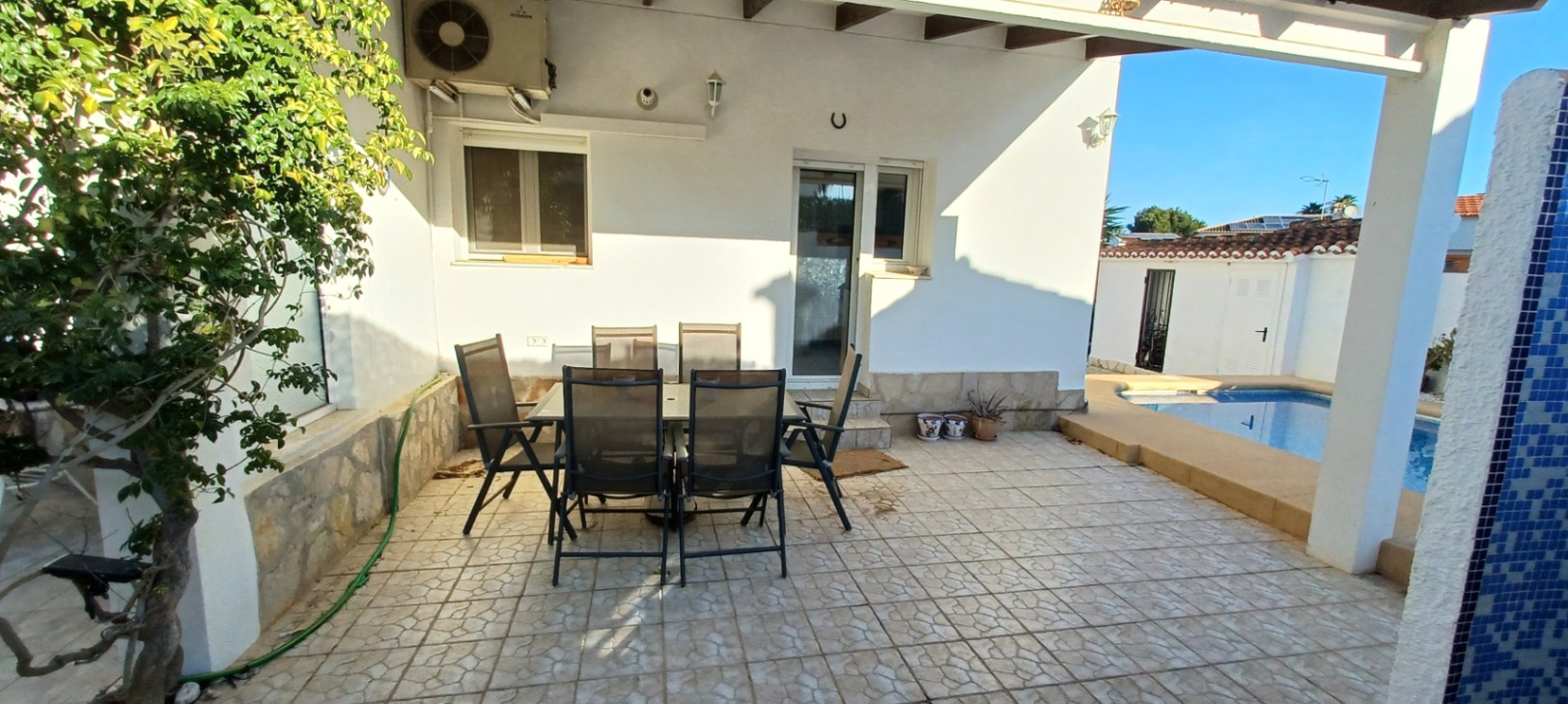 Prachtige locatie villa in Denia