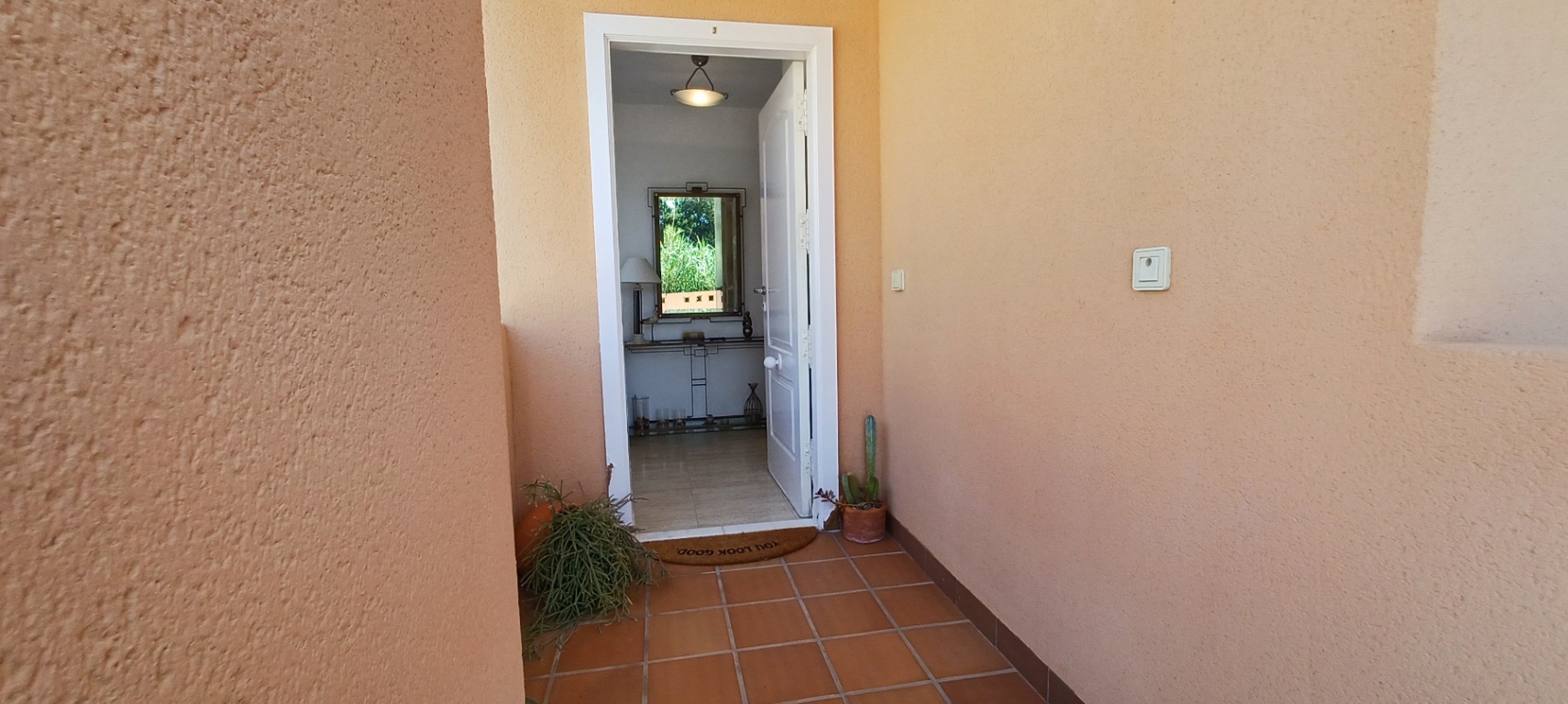 Prime Location Beachfront Apartment in Denia