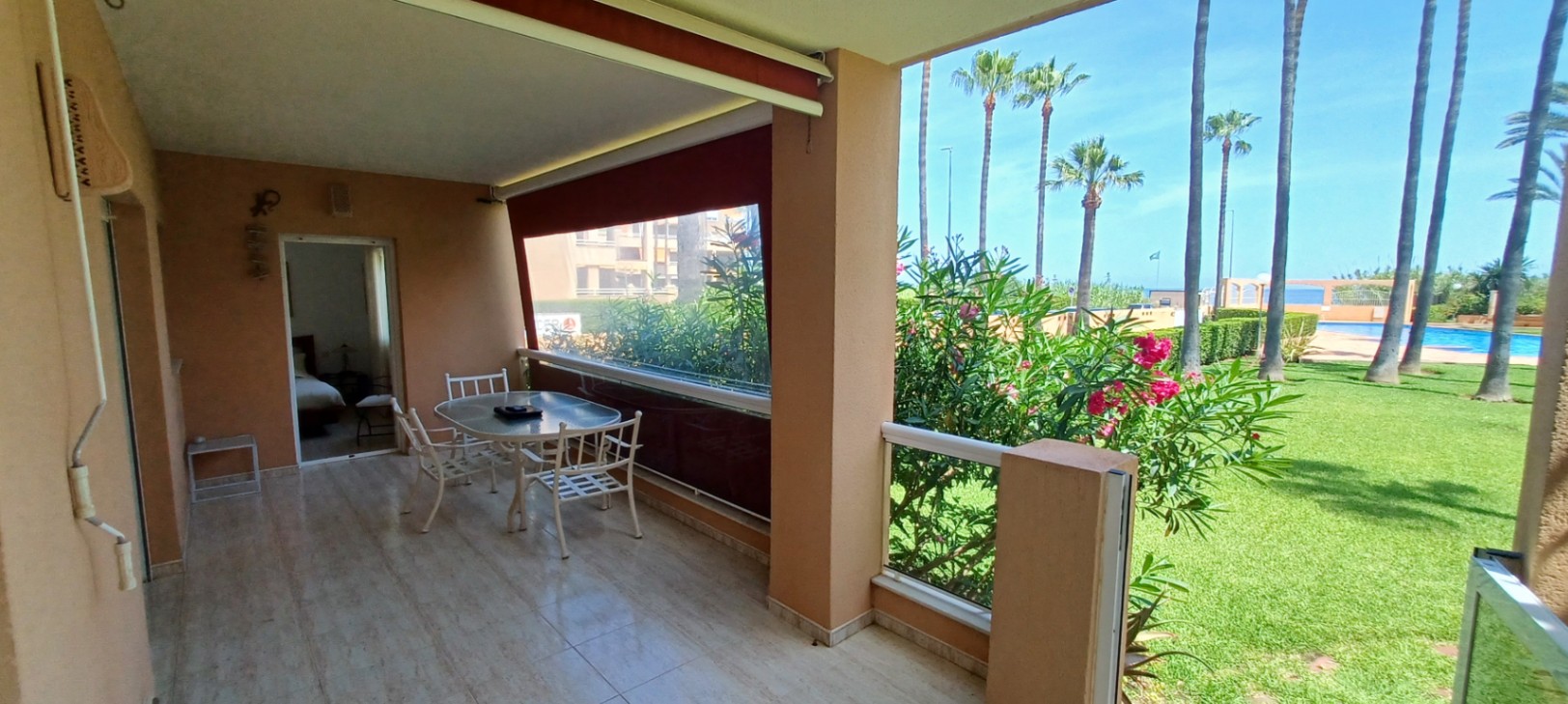 Prime Location Beachfront Apartment in Denia