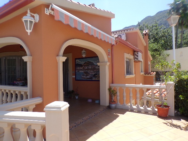 Spacious Reformed Villa On The Montgo, Denia