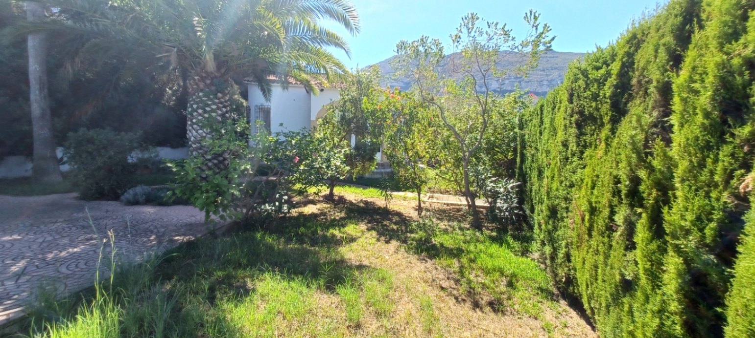 Encantadora villa en el Montgó en Denia