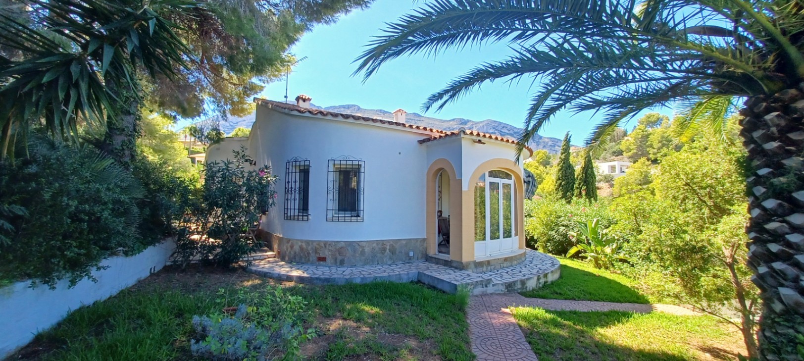 Encantadora villa en el Montgó en Denia