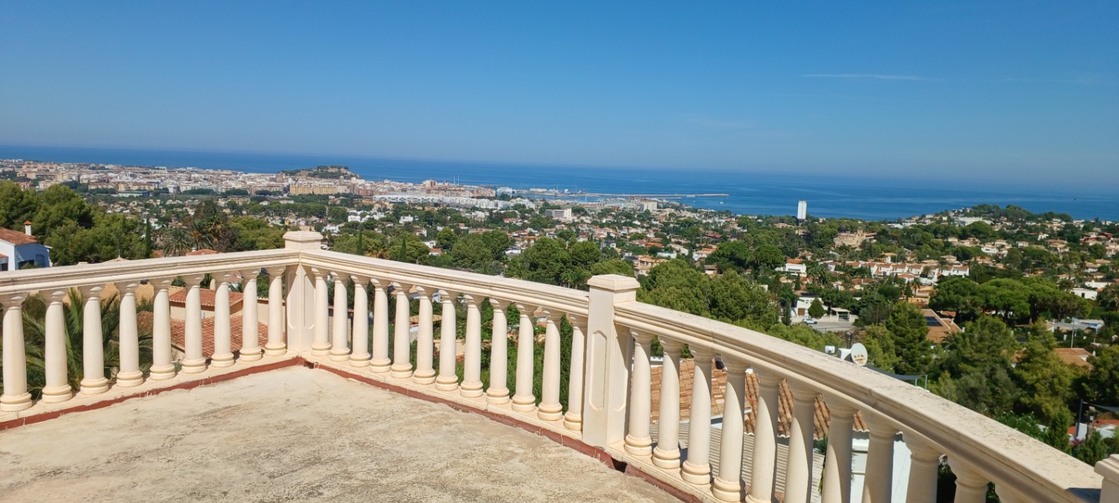 Fabulous Villa with Panoramic Sea Views in Denia
