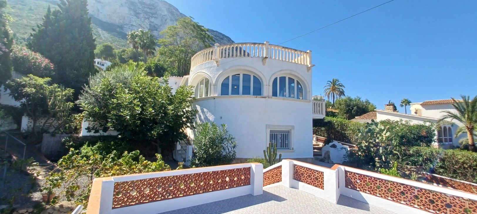 Fabulous Villa with Panoramic Sea Views in Denia