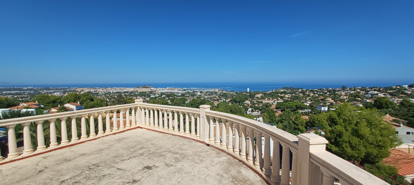 Fabulous Villa with Panoramic Sea Views in Denia