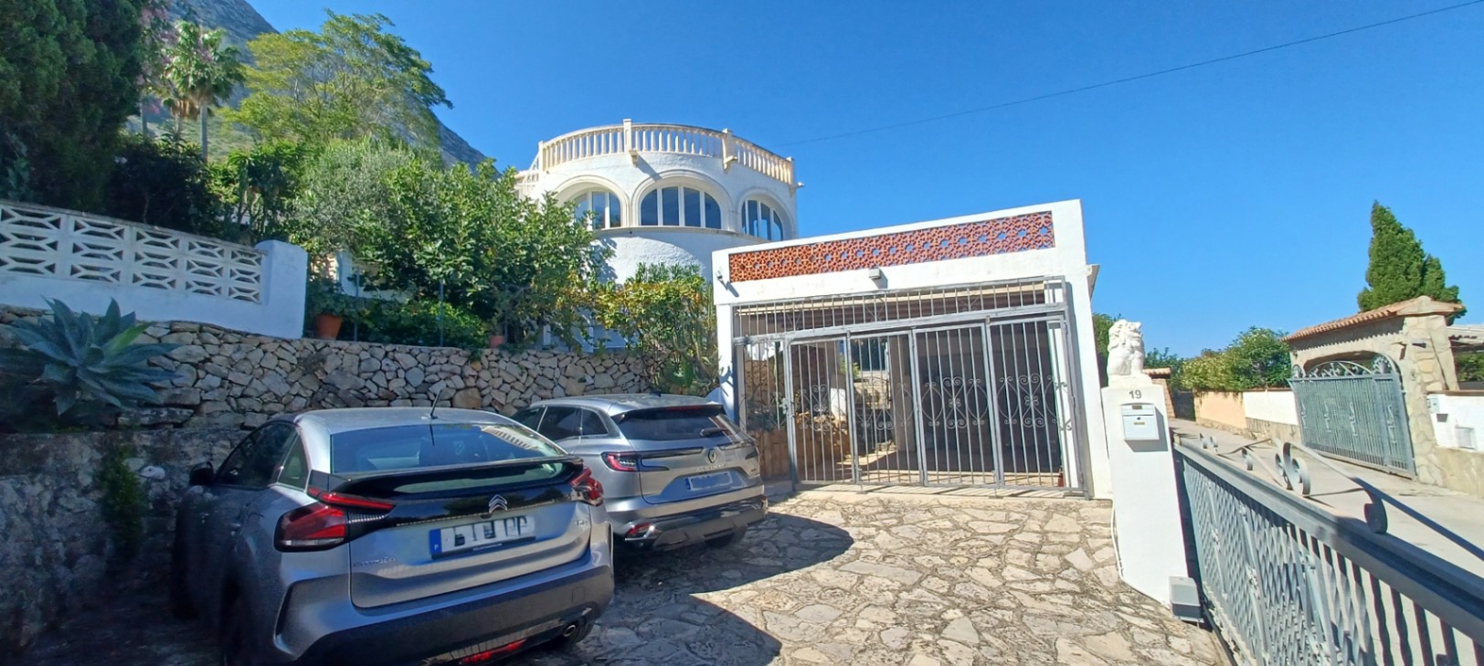 Fabulous Villa with Panoramic Sea Views in Denia