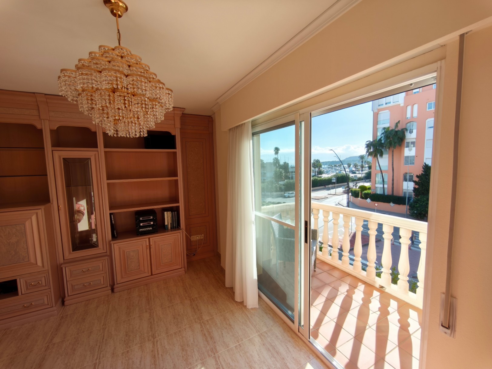 Wohnung in erstklassiger Lage im Hafen von Denia