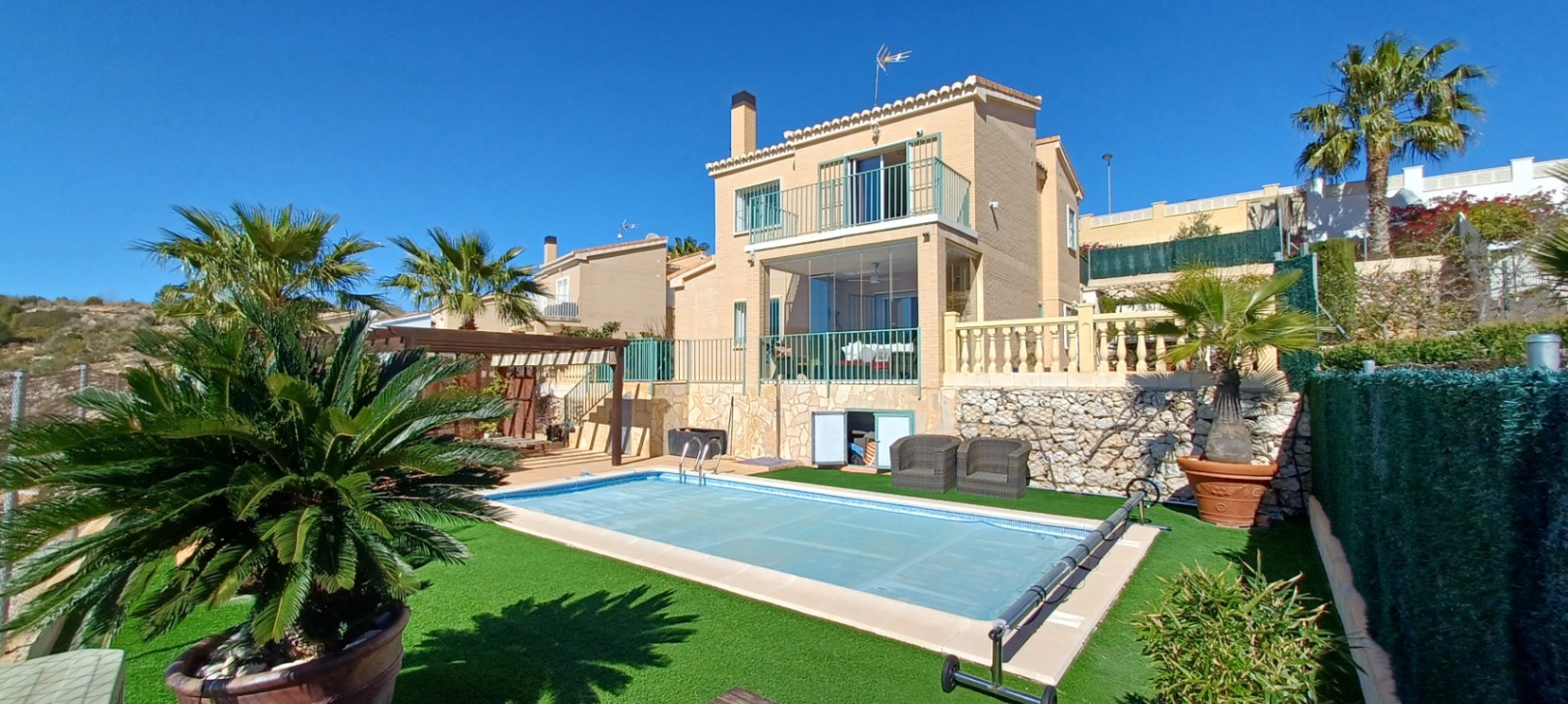 Beautiful Modern Villa In Gata De Gorgos